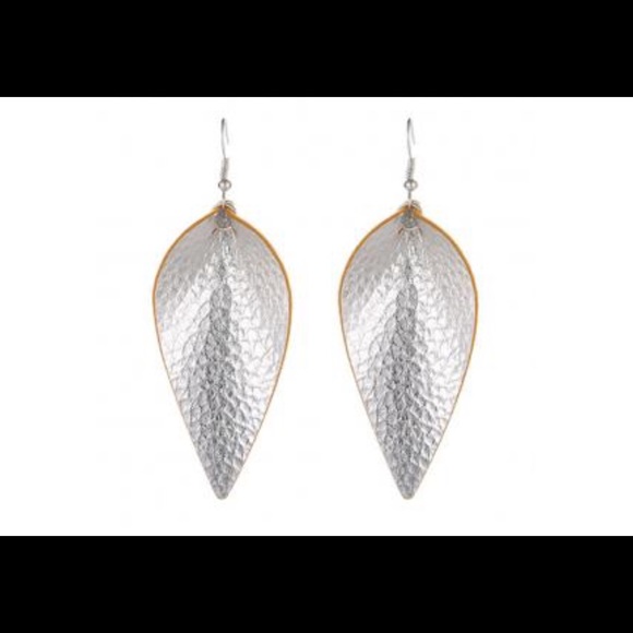 Rain Drop  Earrings for woman - Picture 3 of 5